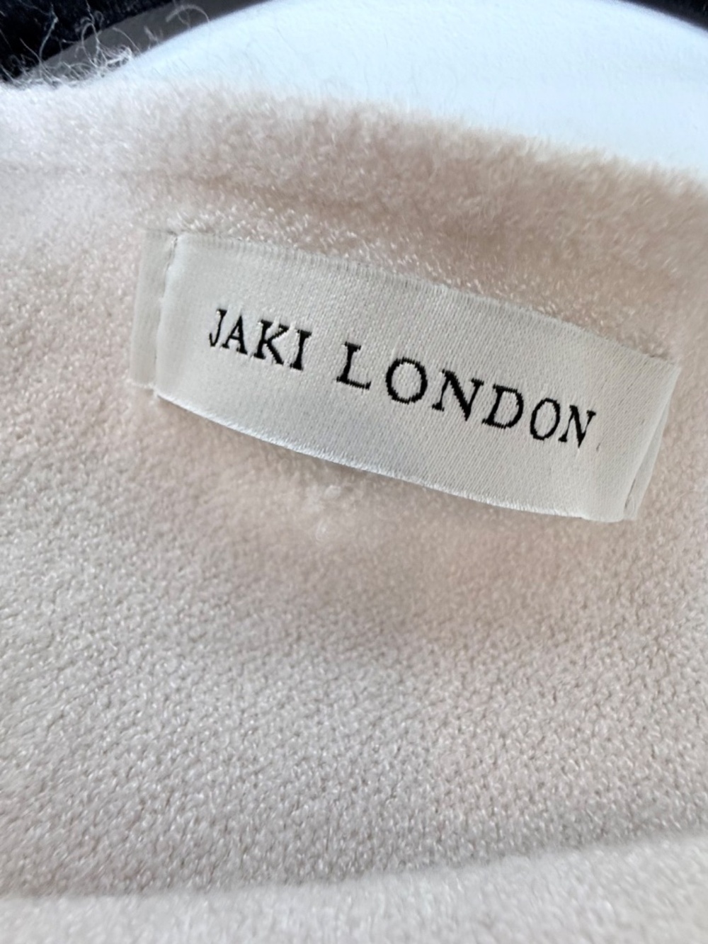 Jaki London Asymmetric Draped Knit Sweater Women's Size L/XL Cream (Z) - Picture 6 of 9